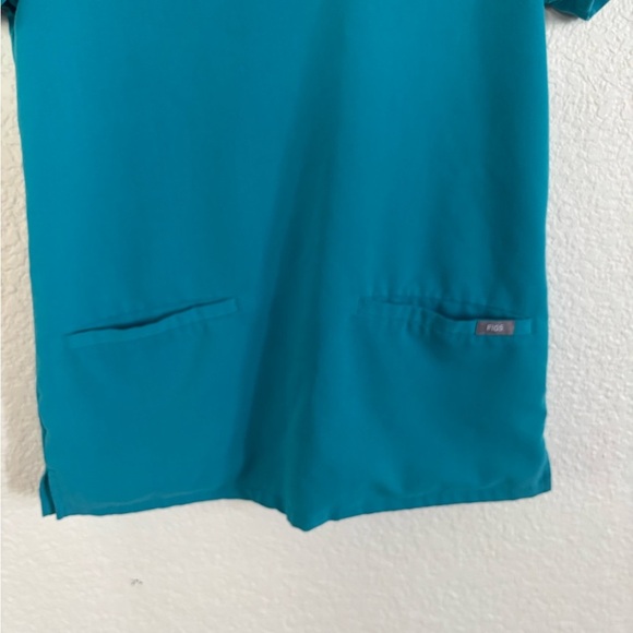Figs Teal V-Neck Short Sleeve Top - Picture 3 of 12